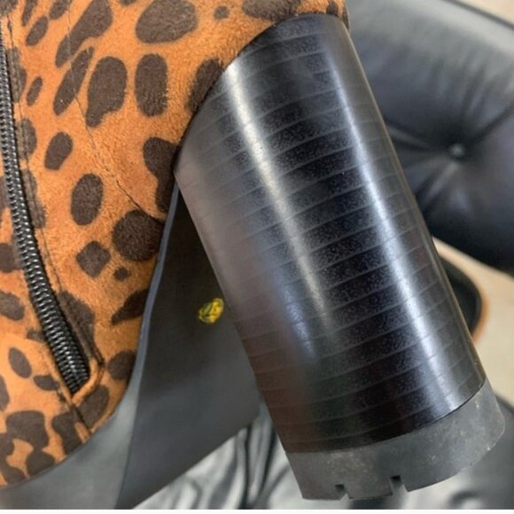 Vivo Rosa Leopard Print Ankle Boots - Size 36 - Picture 3 of 4